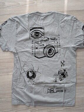 NOHOURS Glitch Graphic Tee Medium Dove Grey Streetwear T-Shirt New